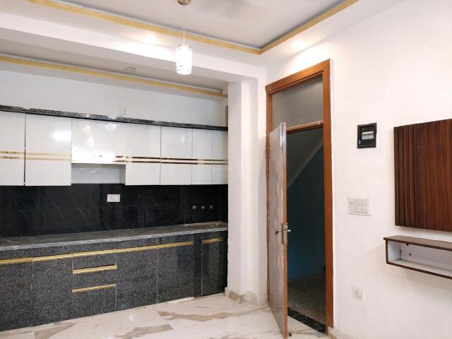 1 BHK Apartment in DLF Ankur Vihar for resale Ghaziabad. The reference number is 14675031
