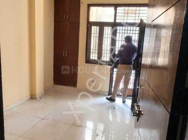 1 BHK Apartment in DLF Ankur Vihar for resale Ghaziabad. The reference number is 20498661