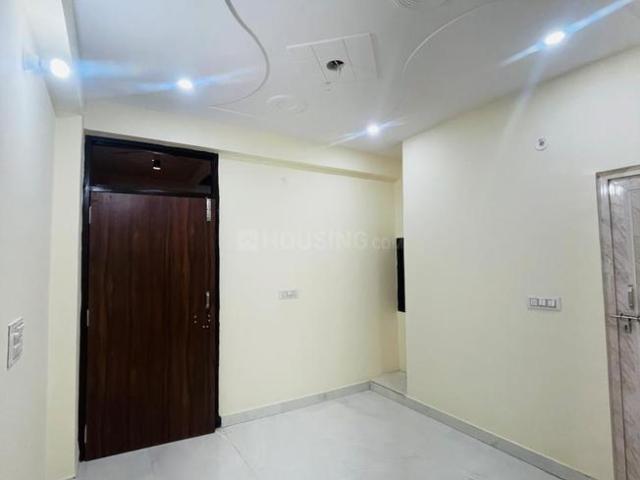 1 BHK Apartment in Dwarka Mor for rent New Delhi. The reference number is 21161861