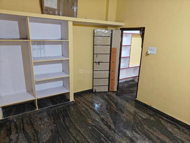 1 BHK Apartment in Falaknuma for rent Hyderabad. The reference number is 21243328