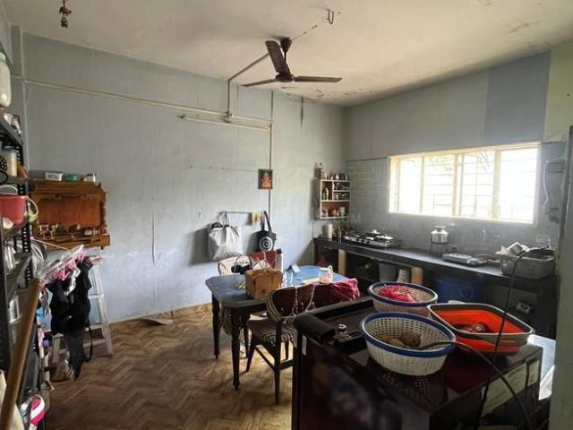 1 BHK Apartment in Kothrud for rent Pune. The reference number is 20090575