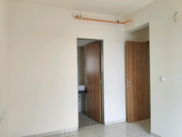 1 BHK Apartment in Kolshet for resale Thane. The reference number is 20199181