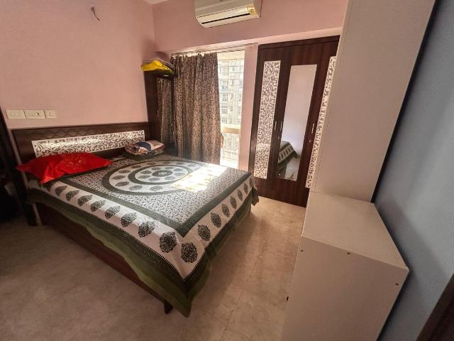 1 BHK Apartment in Kolshet for resale Thane. The reference number is 21303705