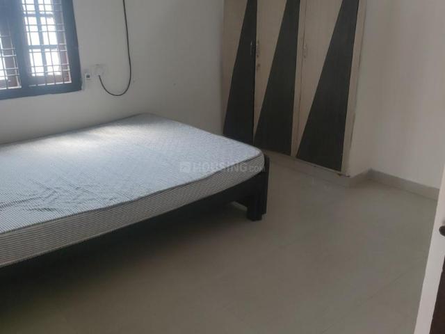 1 BHK Apartment in Kondapur for rent Hyderabad. The reference number is 18820297