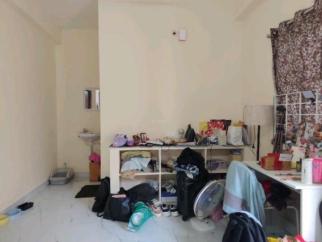 1 BHK Apartment in Kondapur for rent Hyderabad. The reference number is 20586324