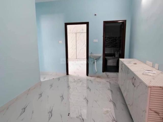 1 BHK Apartment in Kondapur for rent Hyderabad. The reference number is 20623104