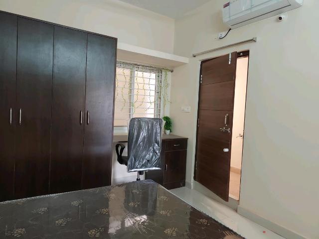 1 BHK Apartment in Kondapur for rent Hyderabad. The reference number is 20699631