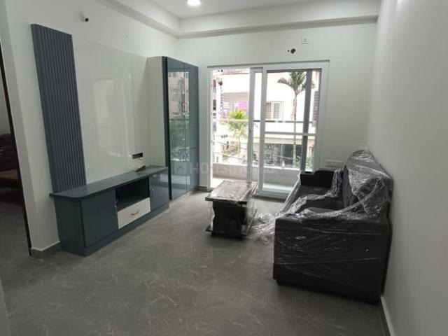 1 BHK Apartment in Kondapur for rent Hyderabad. The reference number is 20910948