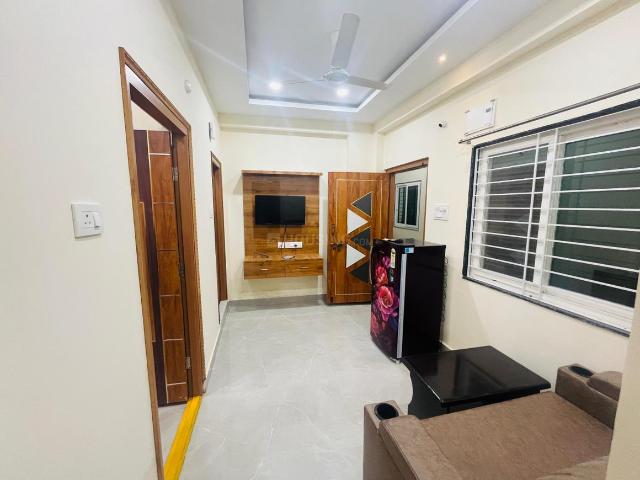 1 BHK Apartment in Kondapur for rent Hyderabad. The reference number is 20957473