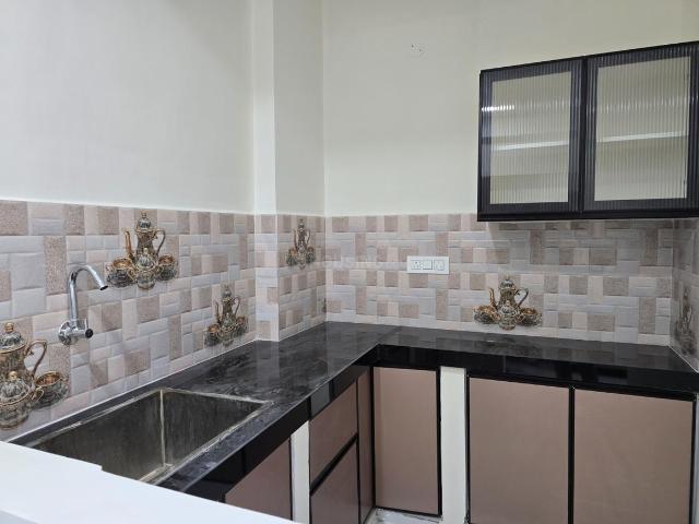 1 BHK Apartment in Kondapur for rent Hyderabad. The reference number is 20967513