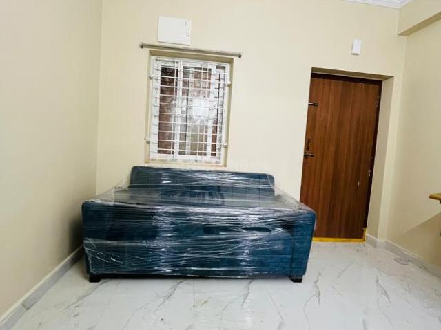 1 BHK Apartment in Kondapur for rent Hyderabad. The reference number is 21102280