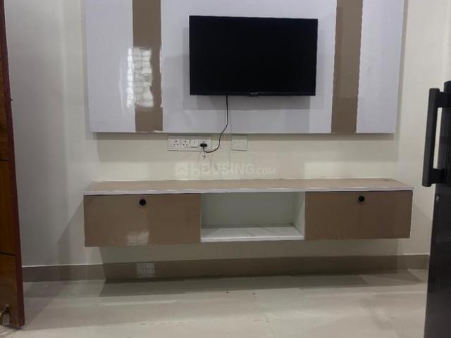 1 BHK Apartment in Kondapur for rent Hyderabad. The reference number is 21143575