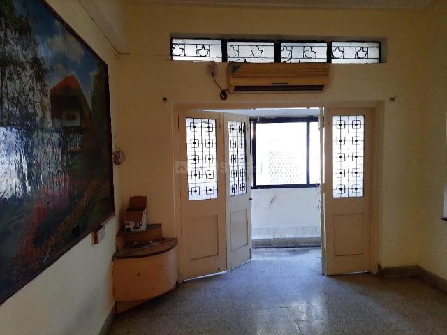 1 BHK Apartment in Koregaon Park for rent Pune. The reference number is 14585074