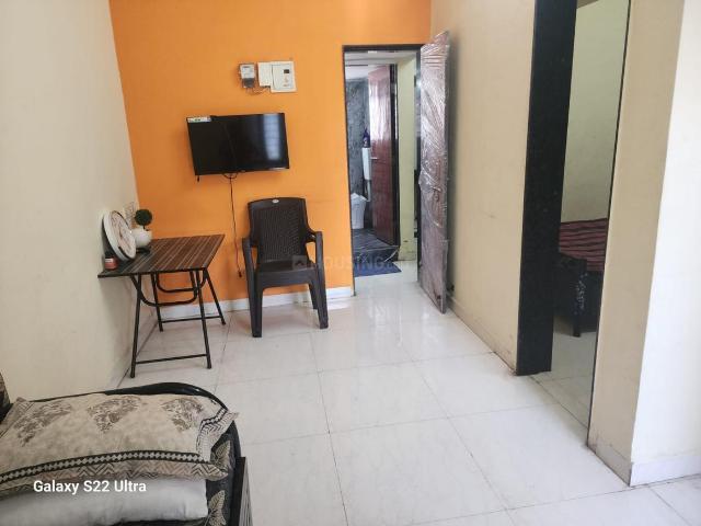 1 BHK Apartment in Koregaon Park for rent Pune. The reference number is 20485684