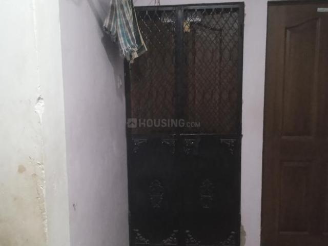 1 BHK Apartment in Kalupur for resale Ahmedabad. The reference number is 13676589