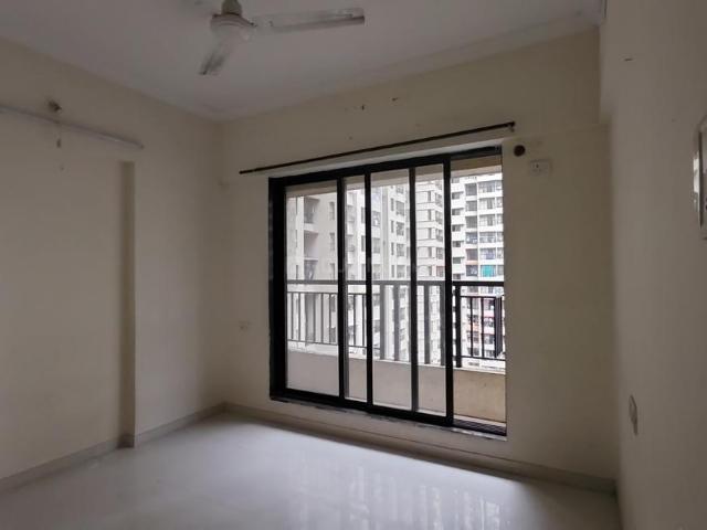 1 BHK Apartment in Kalyan West for rent Kalyan. The reference number is 20315162