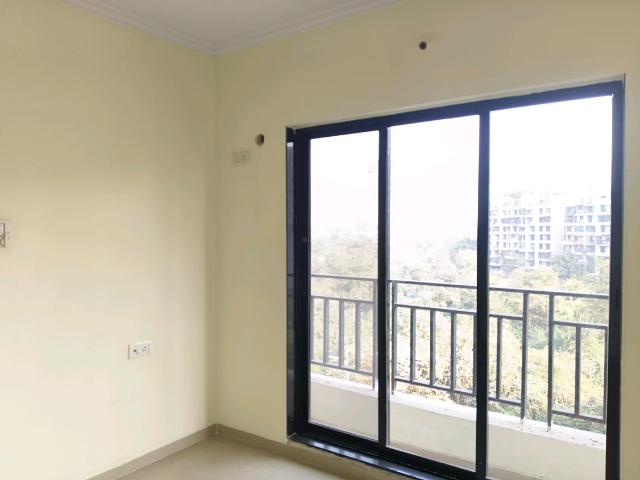 1 BHK Apartment in Kalyan West for resale Kalyan. The reference number is 18821328