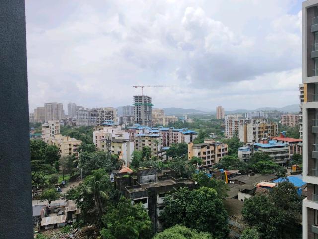 1 BHK Apartment in Kalyan West for resale Kalyan. The reference number is 21068322