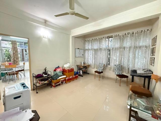 1 BHK Apartment in Kalyani Nagar for rent Pune. The reference number is 21075861