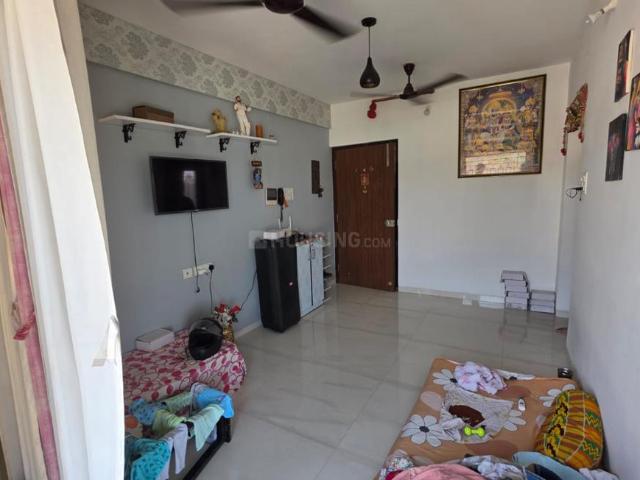 1 BHK Apartment in Kandivali East for rent Mumbai. The reference number is 20289824
