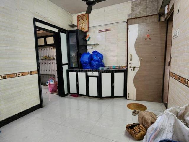 1 BHK Apartment in Kandivali East for rent Mumbai. The reference number is 20418761