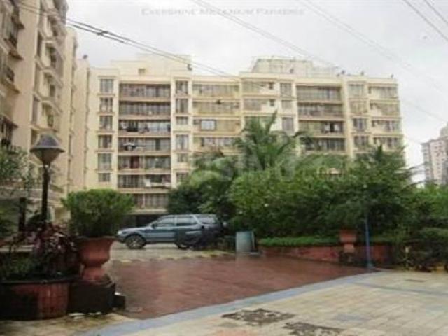 1 BHK Apartment in Kandivali East for rent Mumbai. The reference number is 20967632