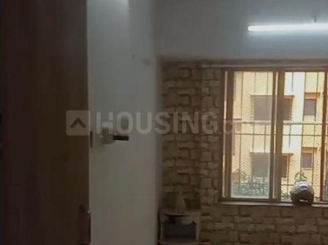 1 BHK Apartment in Kandivali East for rent Mumbai. The reference number is 20993654