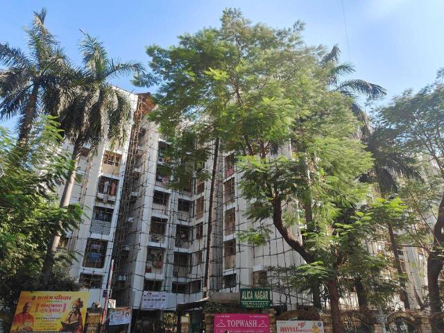 1 BHK Apartment in Kandivali East for rent Mumbai. The reference number is 21063669