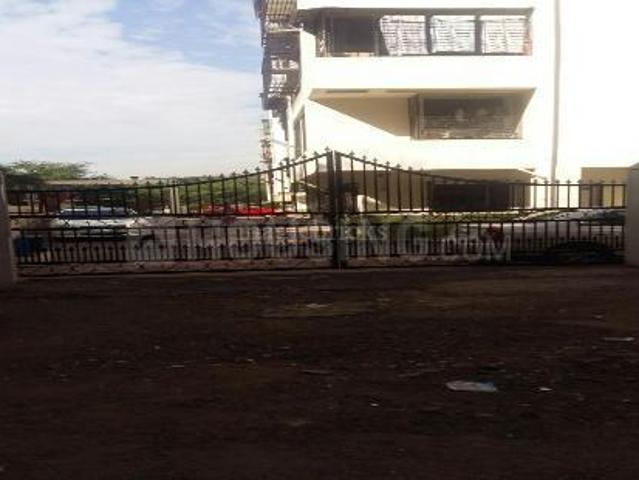 1 BHK Apartment in Kandivali East for rent Mumbai. The reference number is 8221159