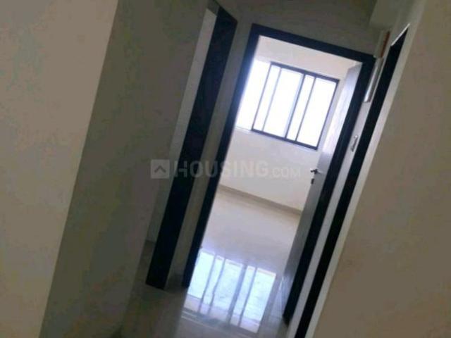 1 BHK Apartment in Kandivali East for resale Mumbai. The reference number is 10738764