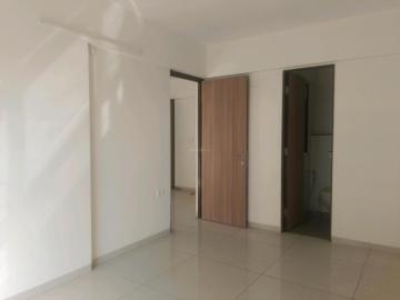 1 BHK Apartment in Kandivali East for resale Mumbai. The reference number is 15336397