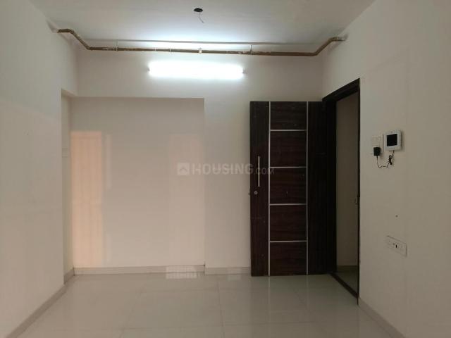 1 BHK Apartment in Kandivali East for resale Mumbai. The reference number is 17299750