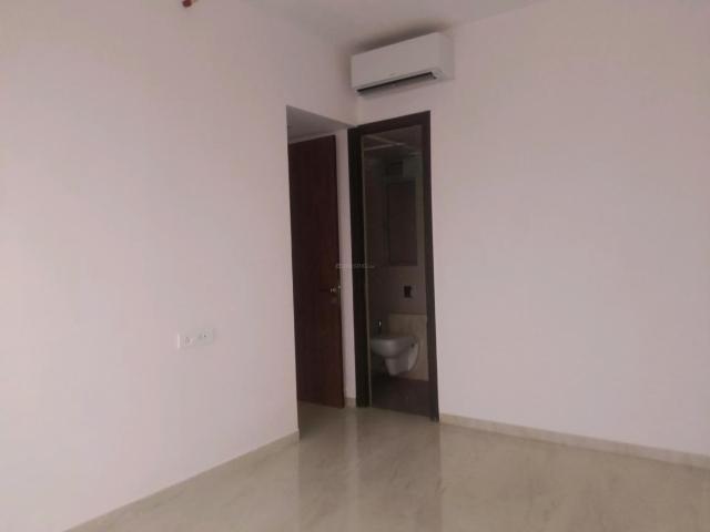 1 BHK Apartment in Kandivali East for resale Mumbai. The reference number is 18781227