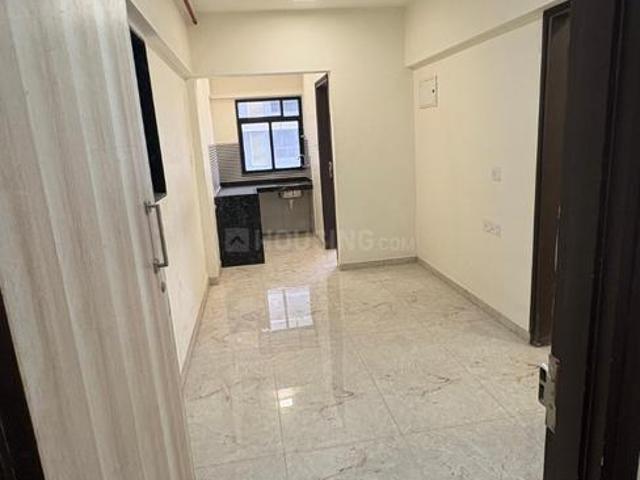 1 BHK Apartment in Kandivali East for resale Mumbai. The reference number is 20450134