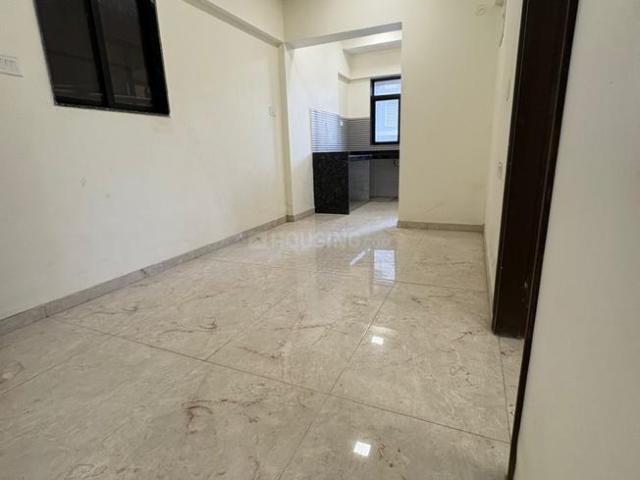 1 BHK Apartment in Kandivali East for resale Mumbai. The reference number is 20450169