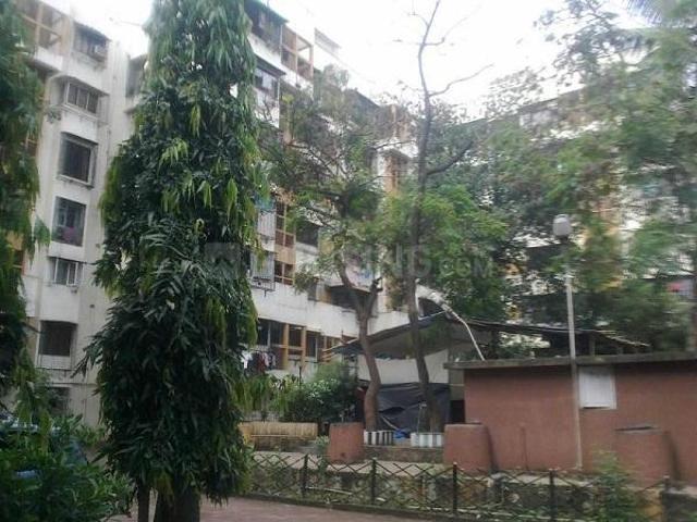 1 BHK Apartment in Kandivali East for resale Mumbai. The reference number is 20556041