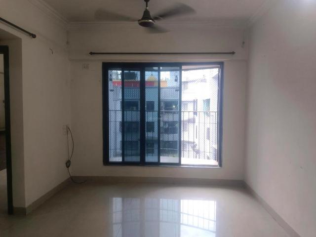 1 BHK Apartment in Kandivali East for resale Mumbai. The reference number is 20845362