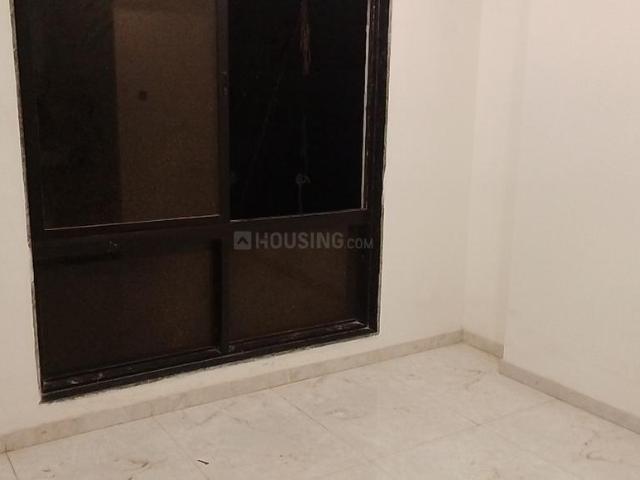 1 BHK Apartment in Kandivali East for resale Mumbai. The reference number is 20323992
