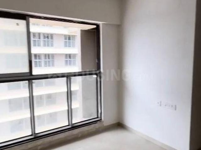 1 BHK Apartment in Kandivali East for resale Mumbai. The reference number is 21305215