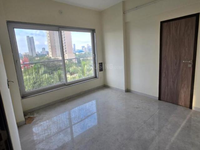 1 BHK Apartment in Kandivali East for resale Mumbai. The reference number is 21322756
