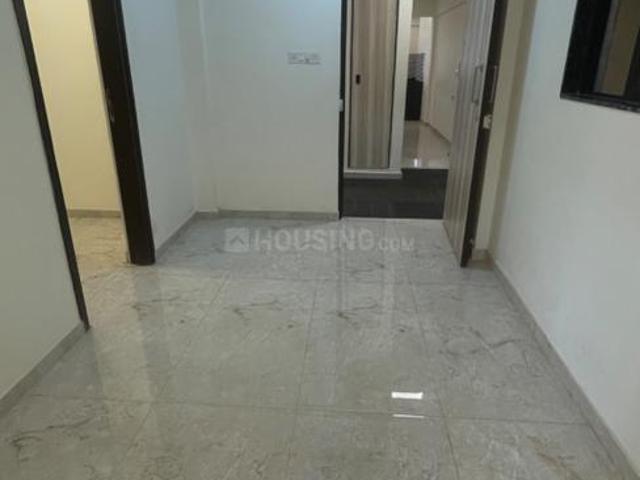 1 BHK Apartment in Kandivali East for resale Mumbai. The reference number is 8301009