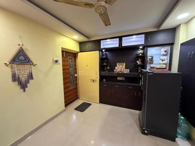 1 BHK Apartment in Kandivali West for rent Mumbai. The reference number is 21045249