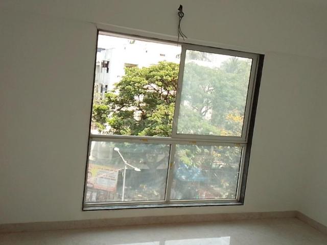 1 BHK Apartment in Kandivali West for resale Mumbai. The reference number is 19851999