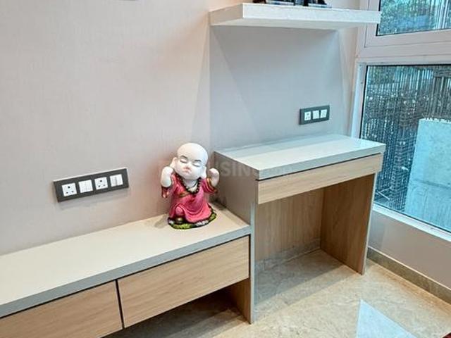 1 BHK Apartment in Kandivali West for resale Mumbai. The reference number is 20919133