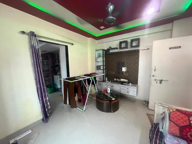 1 BHK Apartment in Kandivali West for resale Mumbai. The reference number is 20962832