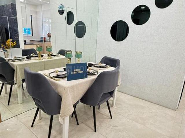 1 BHK Apartment in Kandivali West for resale Mumbai. The reference number is 20310447