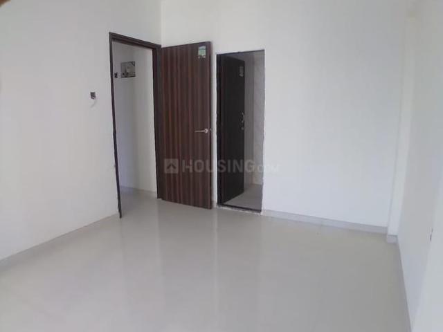 1 BHK Apartment in Kandivali West for resale Mumbai. The reference number is 20330303