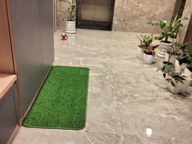 1 BHK Apartment in Kandivali West for resale Mumbai. The reference number is 21184416