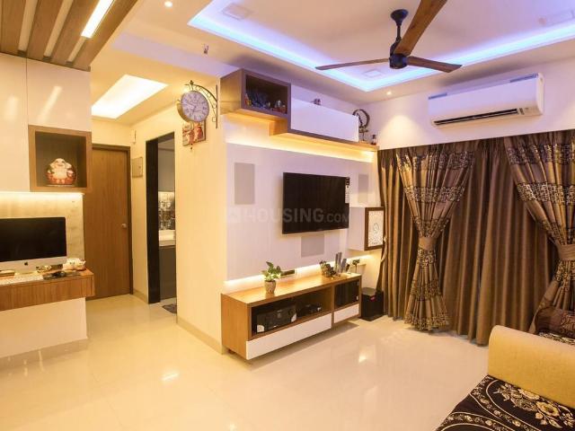 1 BHK Apartment in Kandivali West for resale Mumbai. The reference number is 21304110
