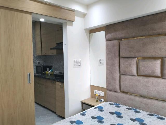 1 BHK Apartment in Karampura for rent New Delhi. The reference number is 20124365